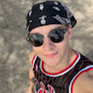 Meet your Posher, Dylan